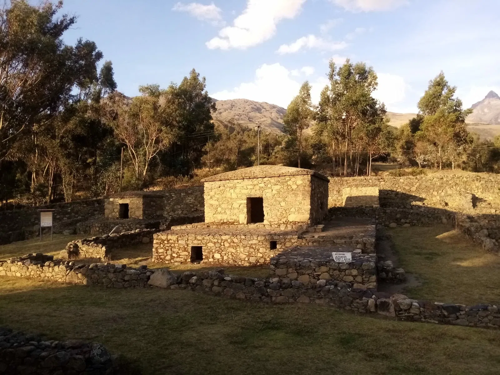 Monumento Arqueológico Willkawaín