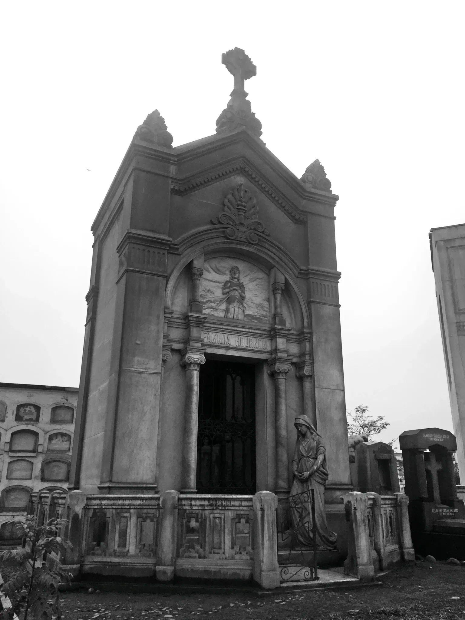 Cementerio Presbítero Matías Maestro