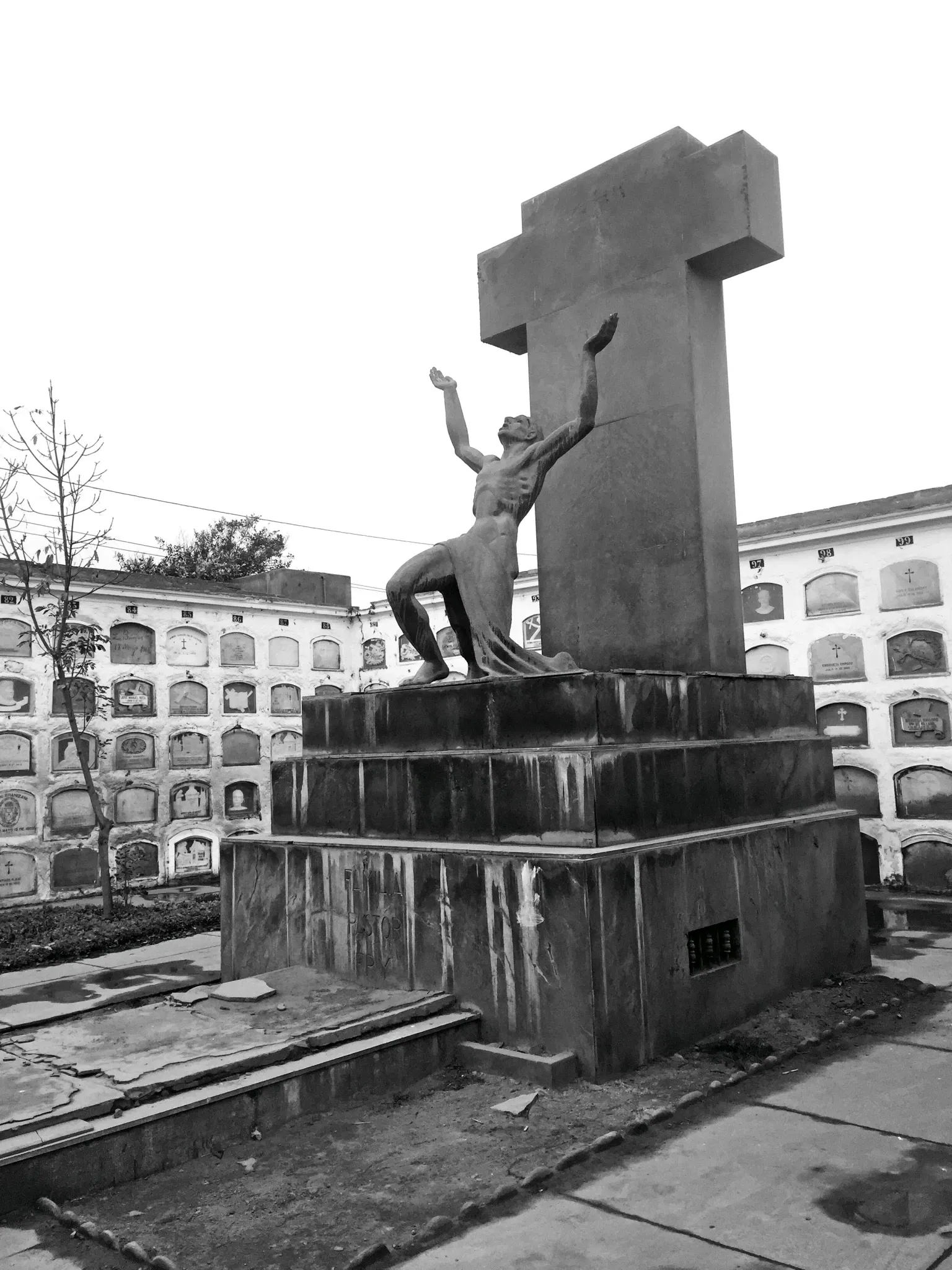 Museo Cementerio Presbítero Matías Maestro