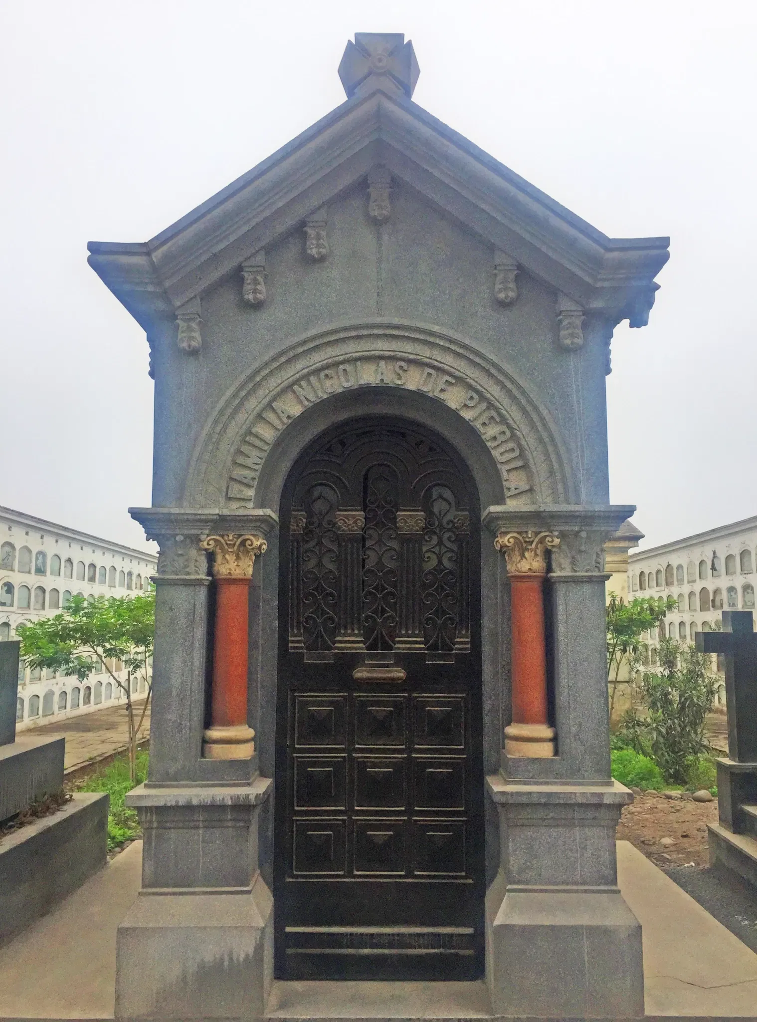 Cementerio Presbítero Matías Maestro