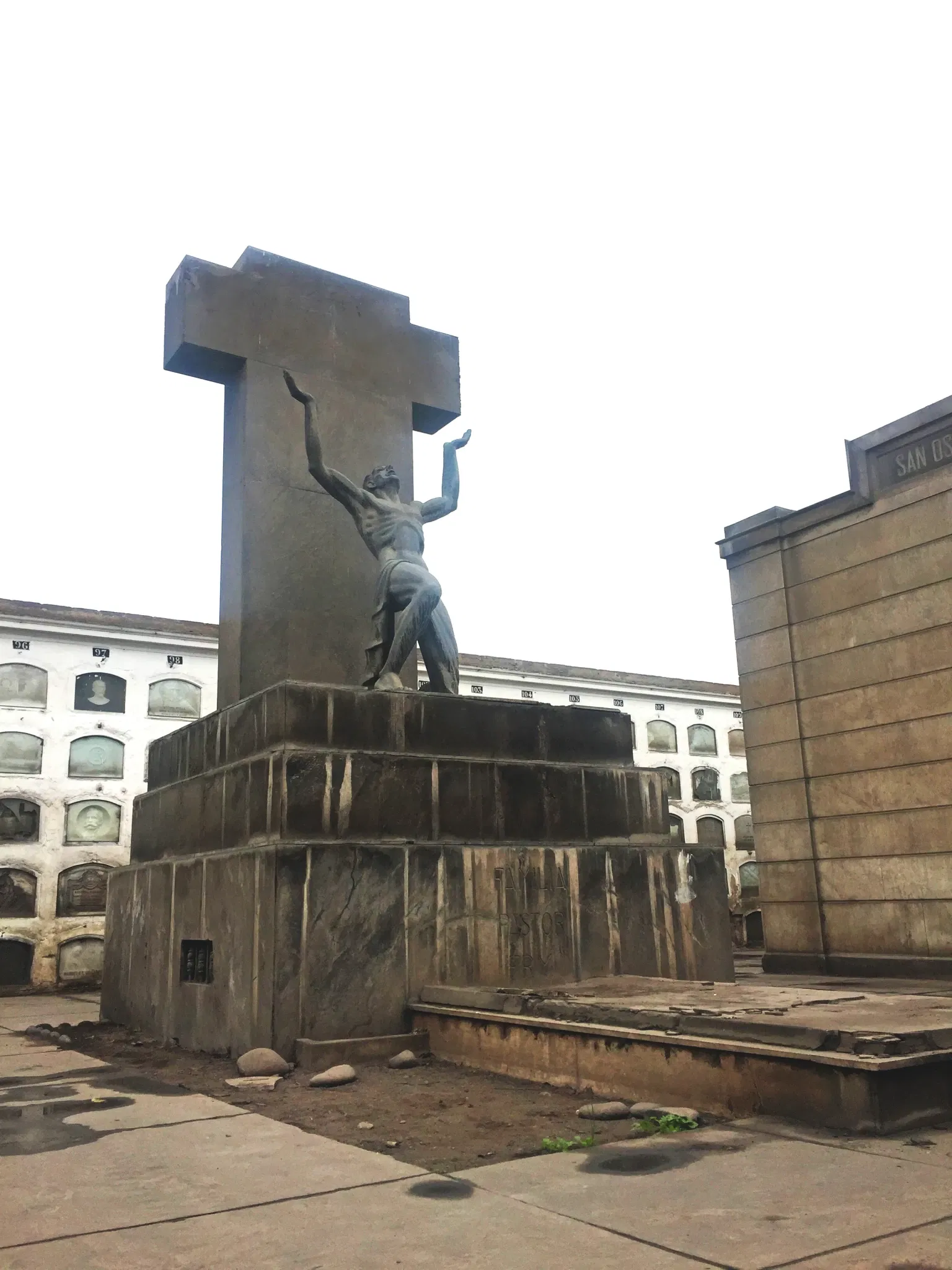 Cementerio Presbítero Matías Maestro