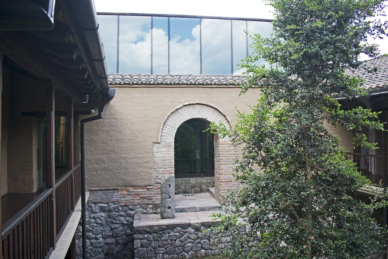 Casa del Alabado Museum of Pre-Columbian Art