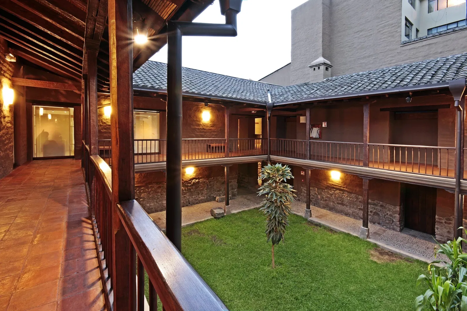 Casa del Alabado Museum of Pre-Columbian Art