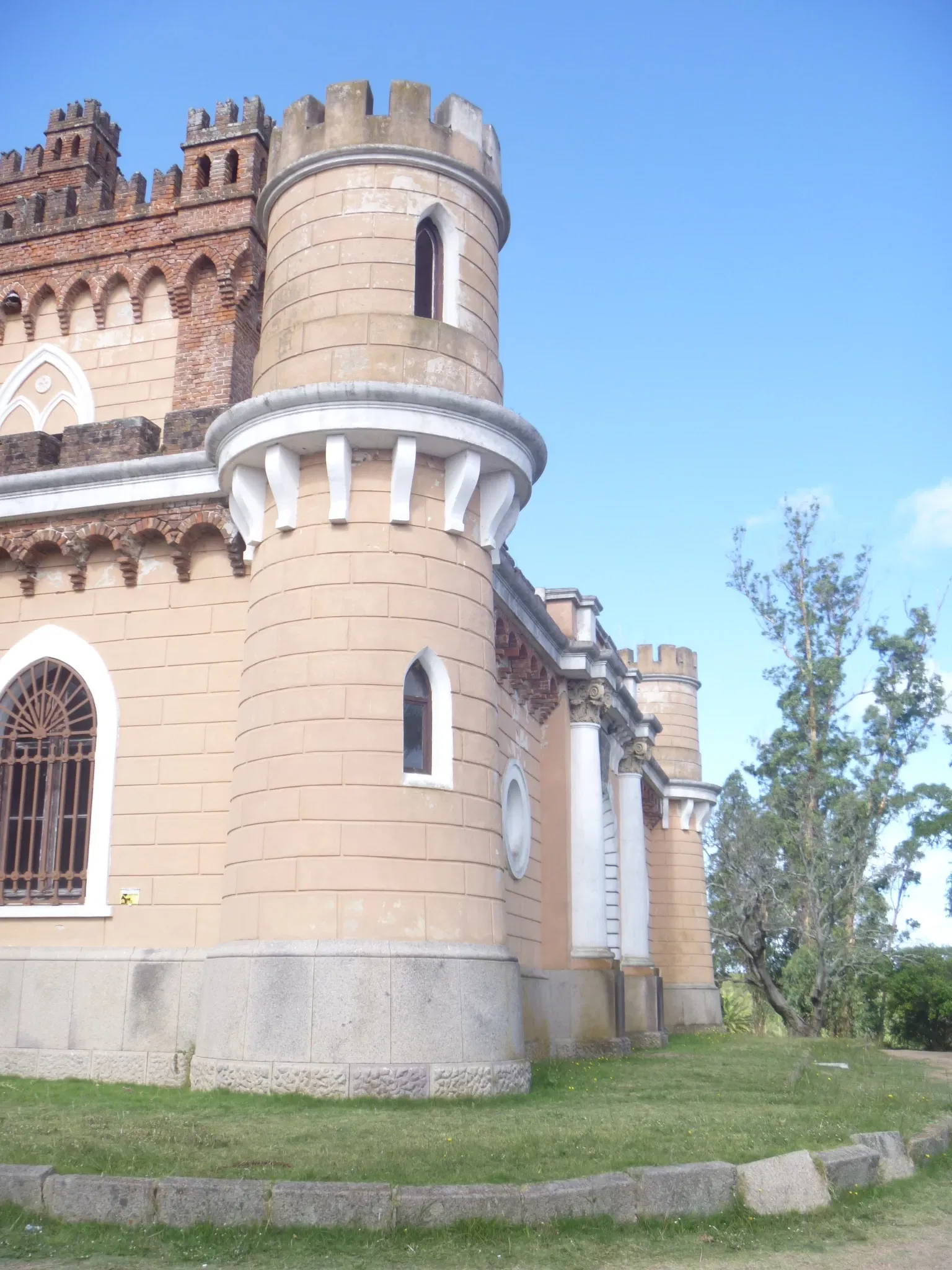 Francisco Piria Castle