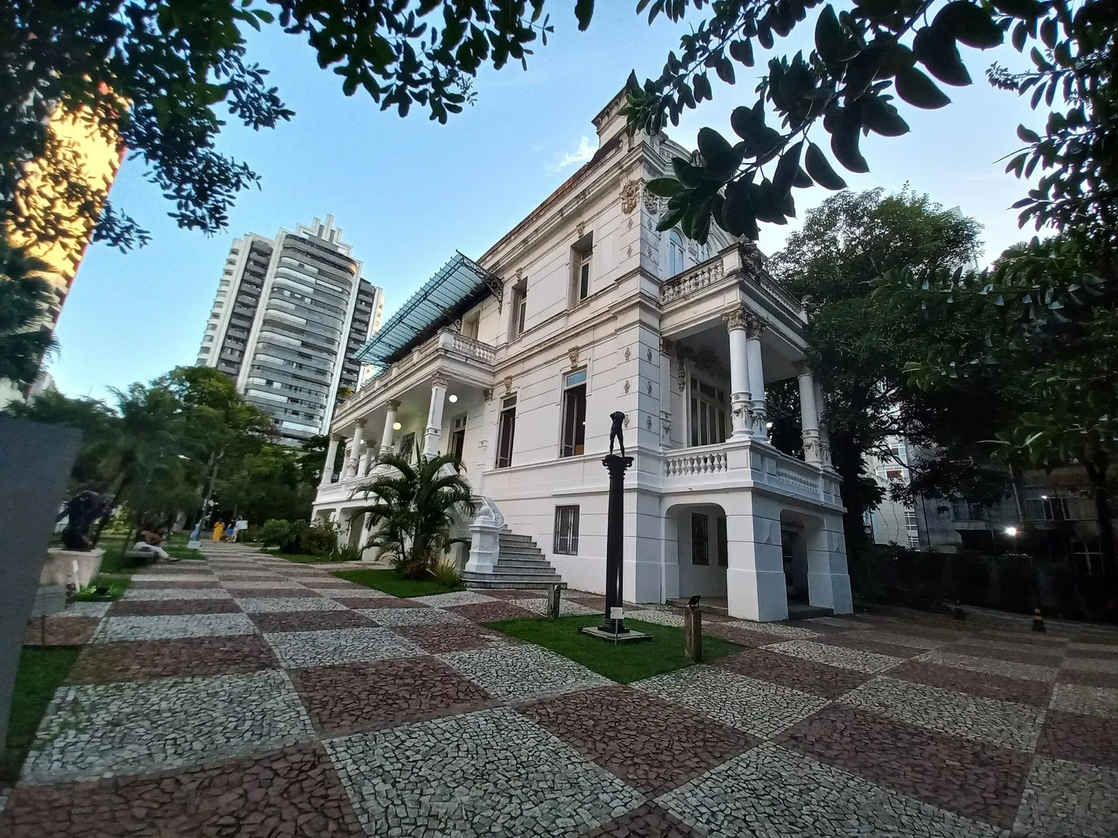 Rodin Bahia Arts Palace