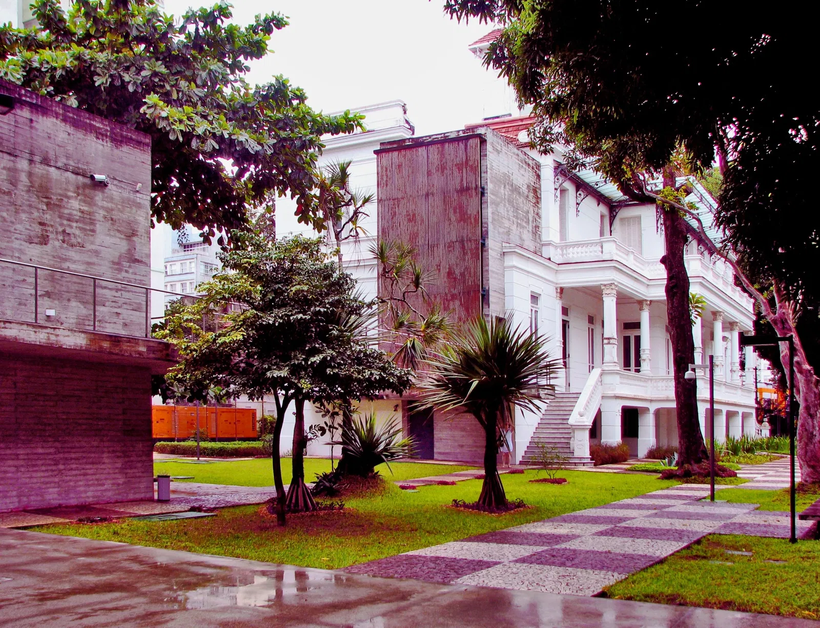 Rodin Bahia Arts Palace