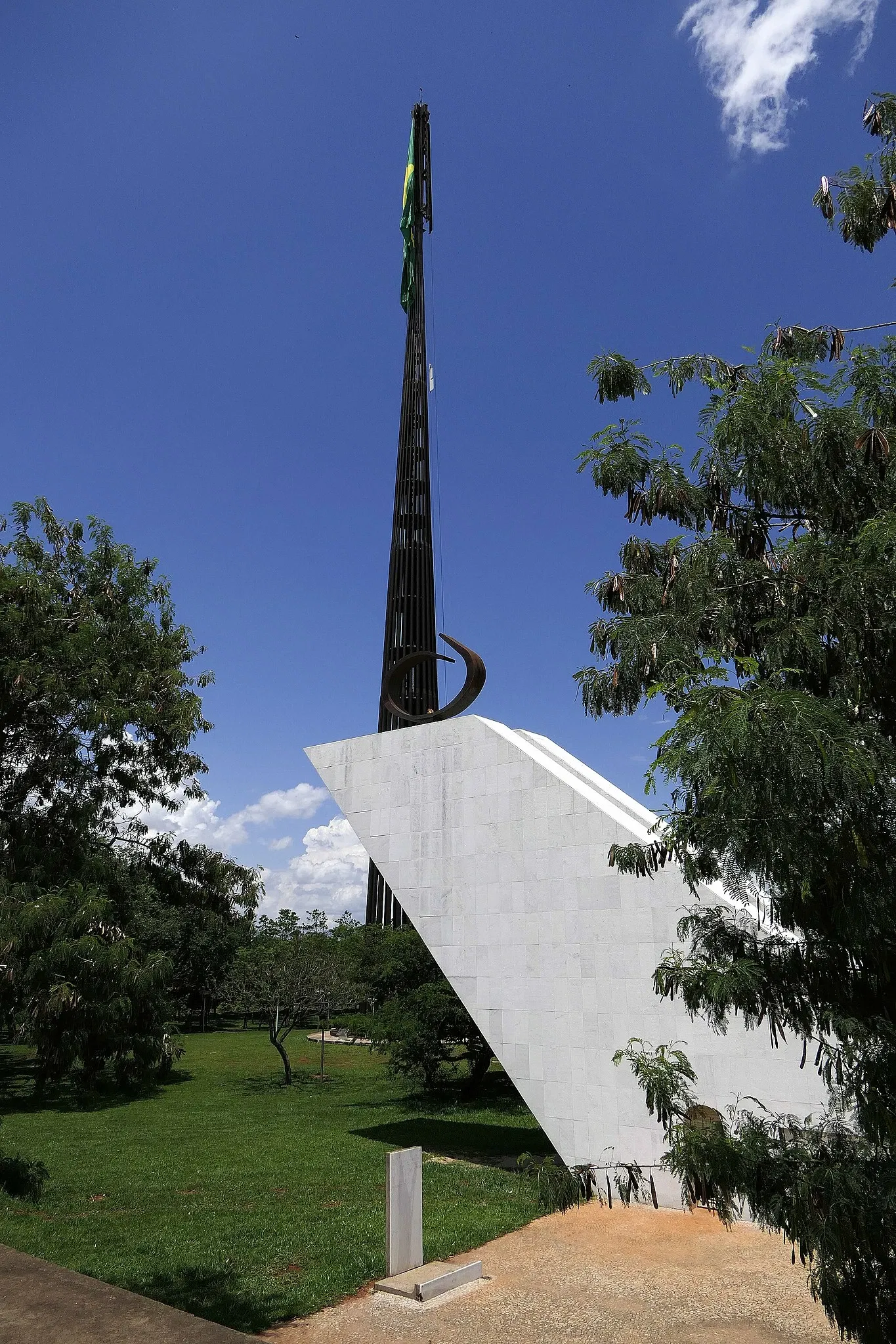 Panteón de la Patria y la Libertad Tancredo Neves
