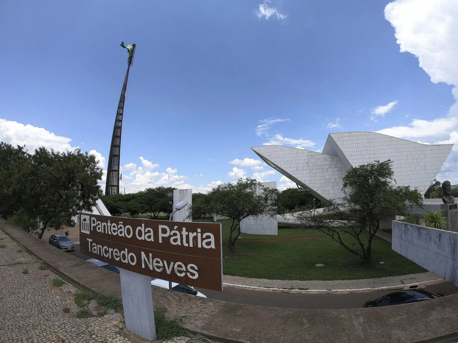 Panteón de la Patria y la Libertad Tancredo Neves