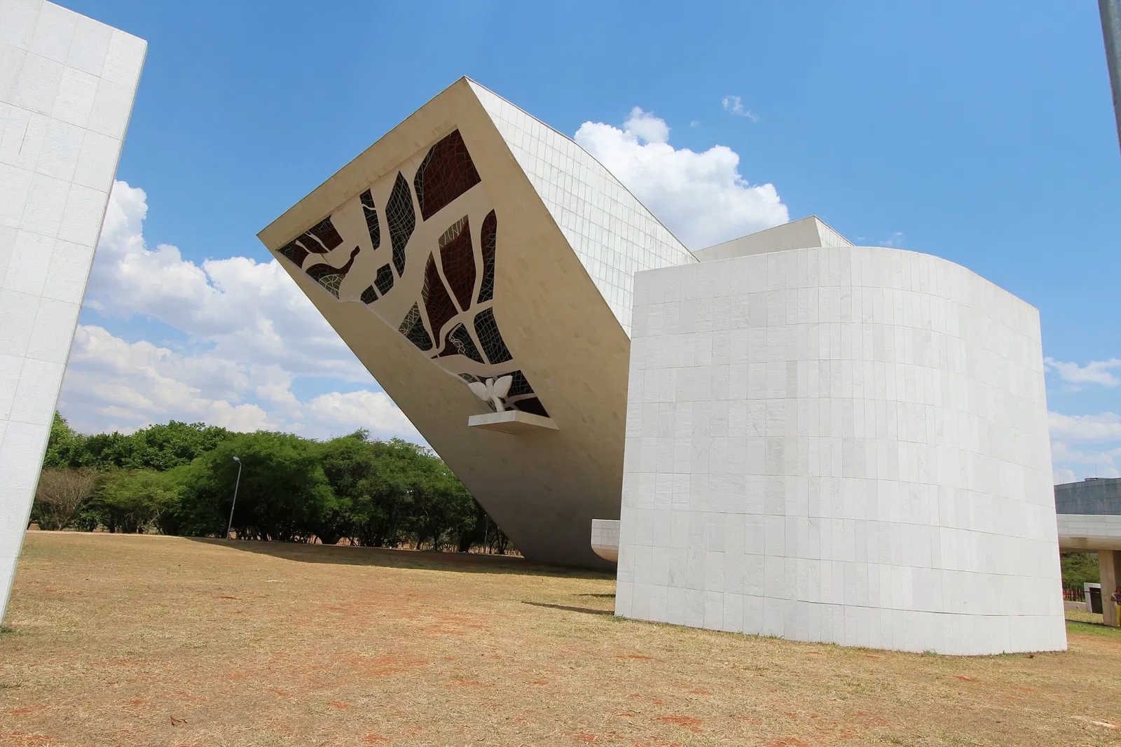 Panteón de la Patria y la Libertad Tancredo Neves