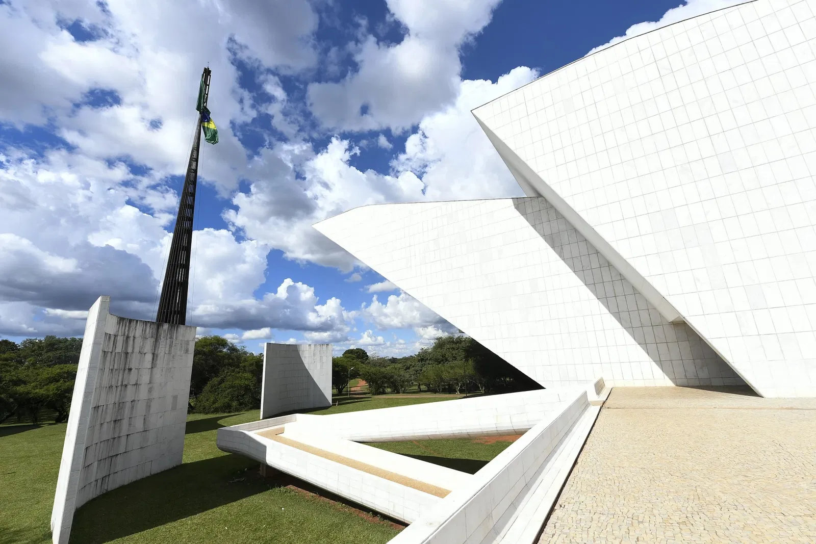 Tancredo Neves Pantheon of the Fatherland and Freedom