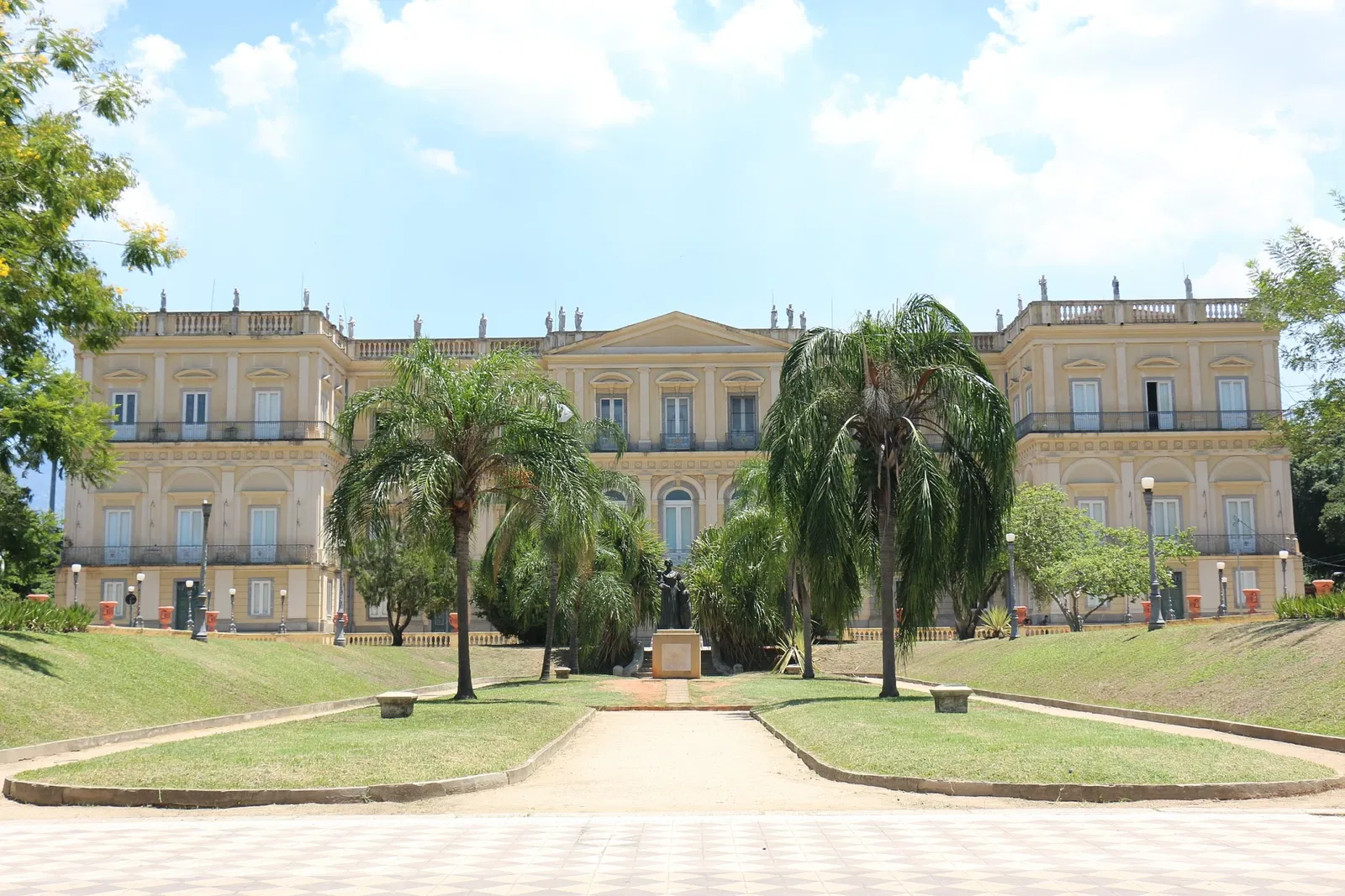 Musée national de l'université fédérale de Rio de Janeiro