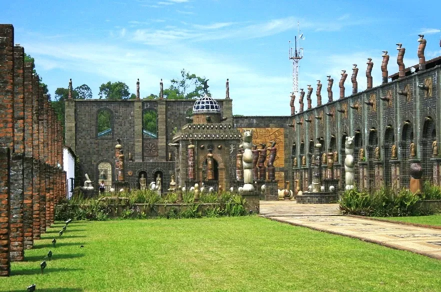 Oficina Cerâmica Francisco Brennand