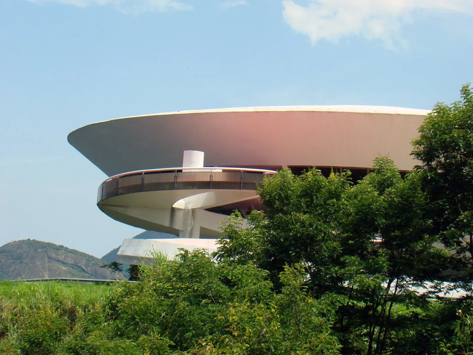 Museo de Arte Contemporáneo de Niterói