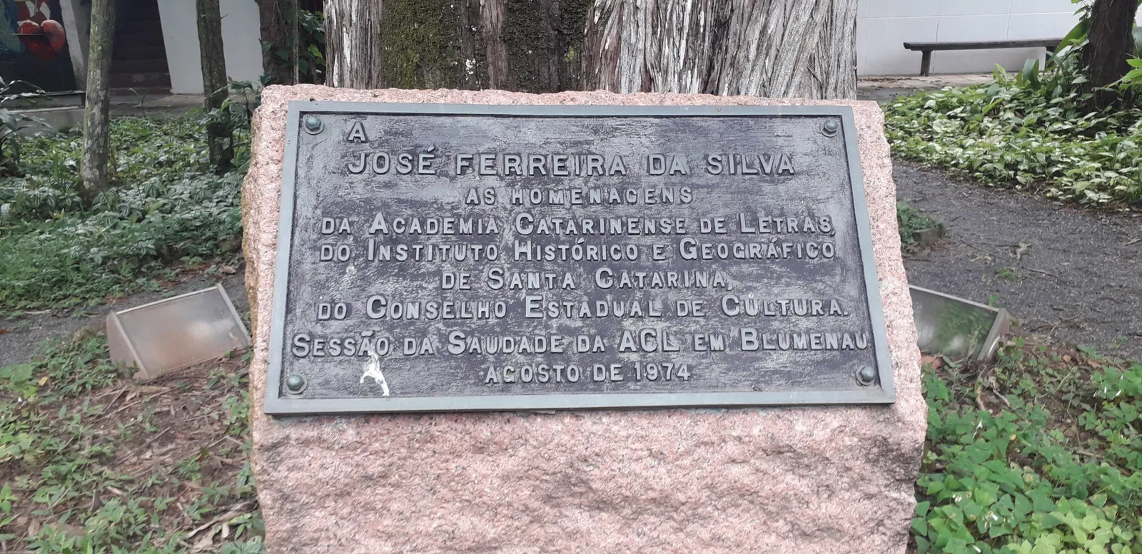 Colonial Family Museum