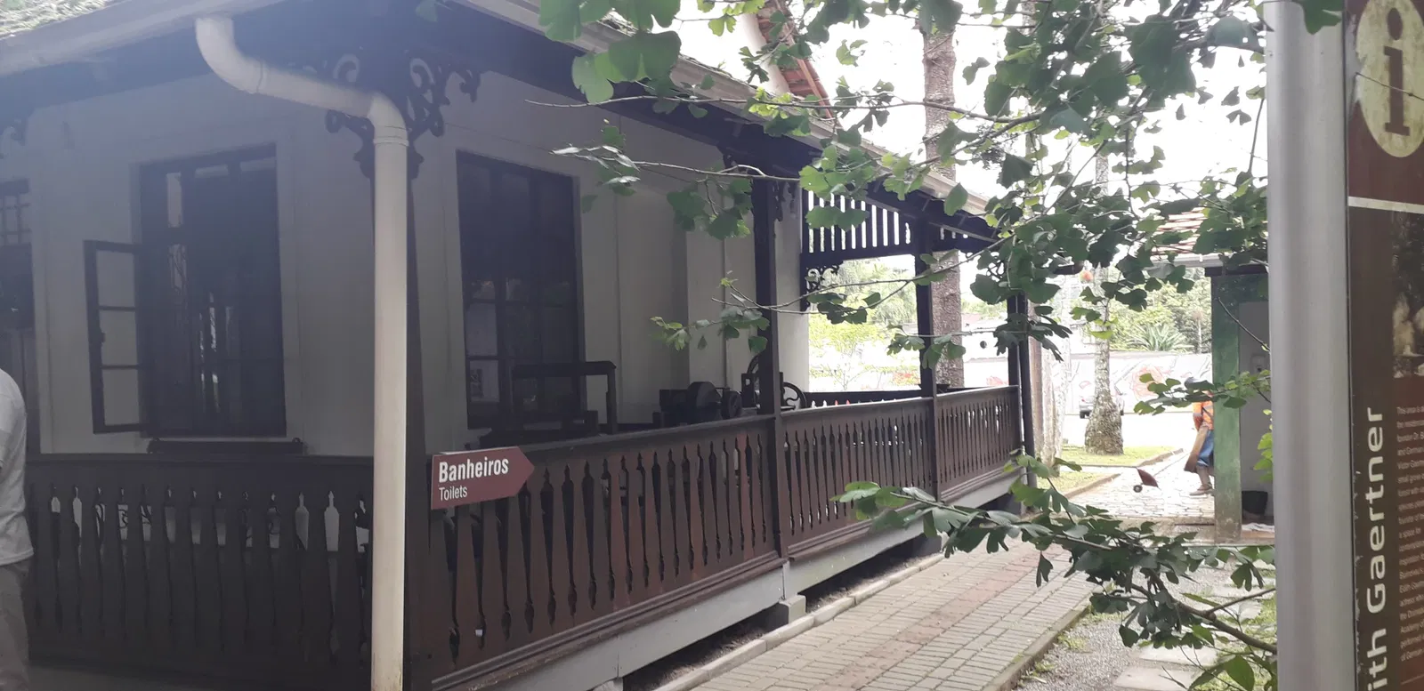 Colonial Family Museum