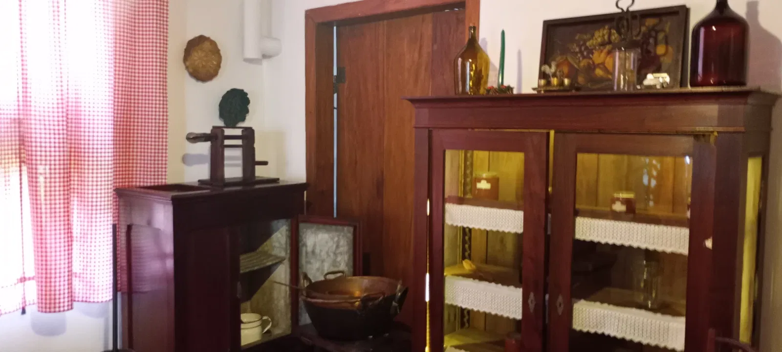 Colonial Family Museum