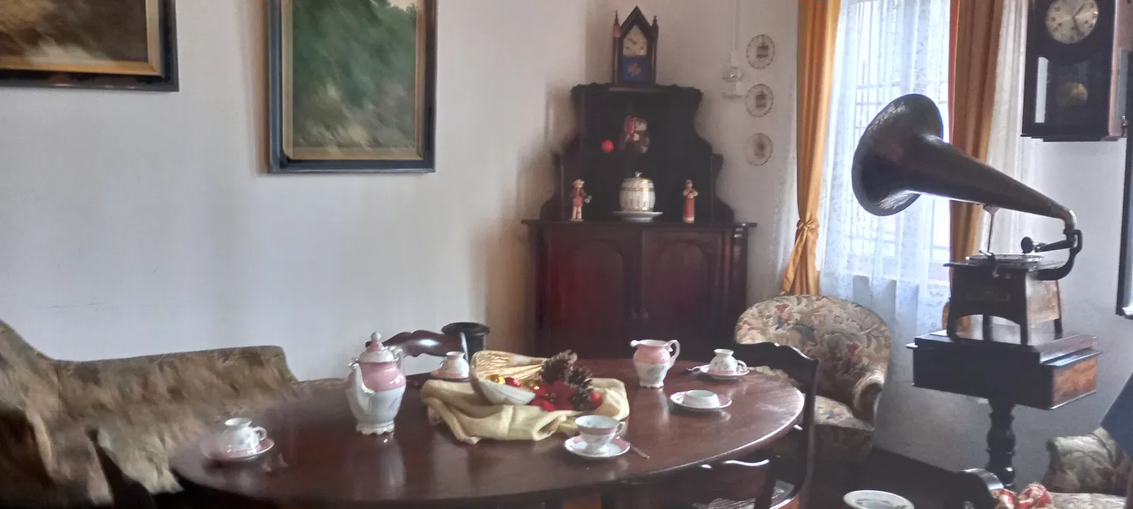 Colonial Family Museum