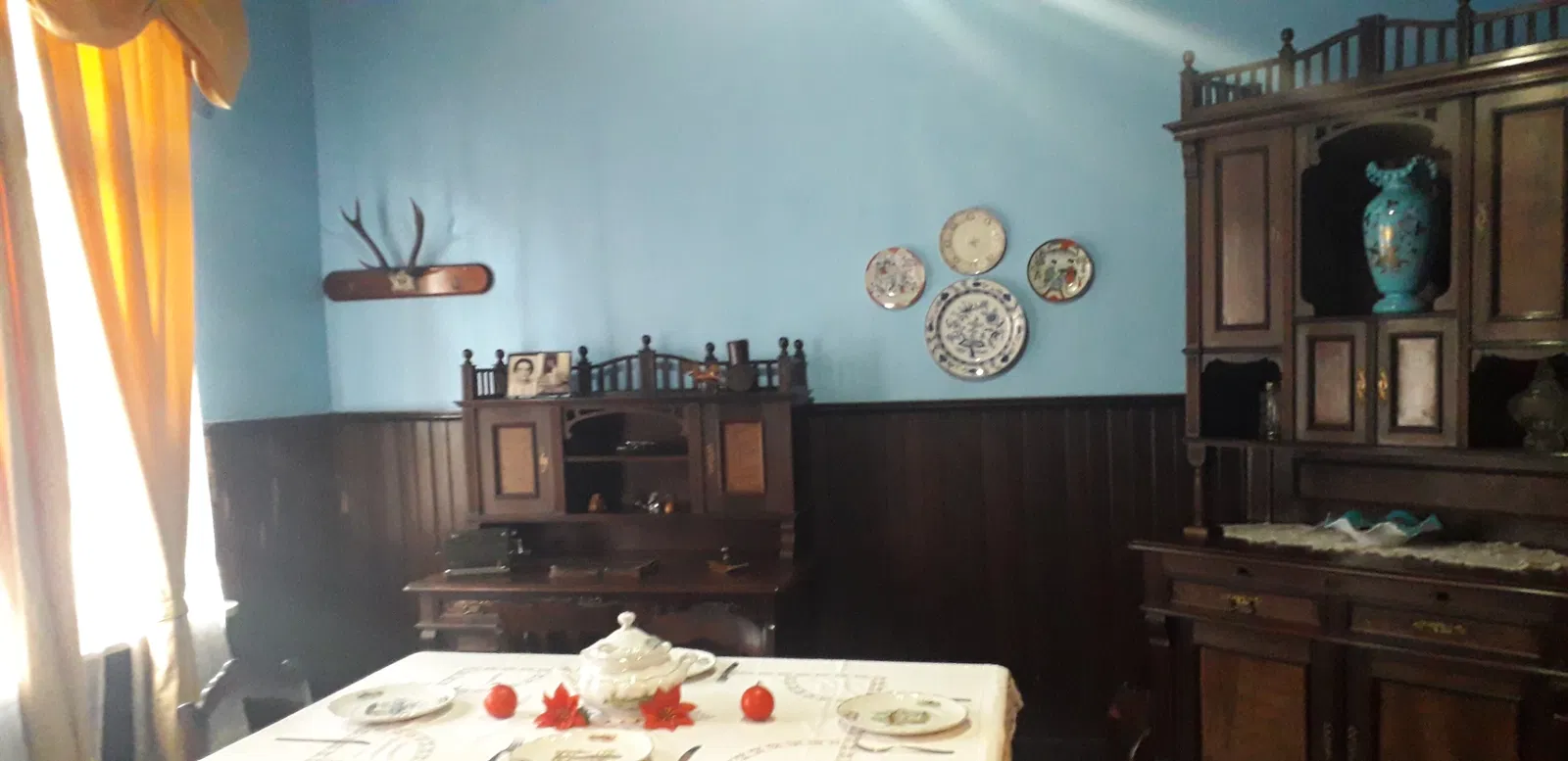 Colonial Family Museum