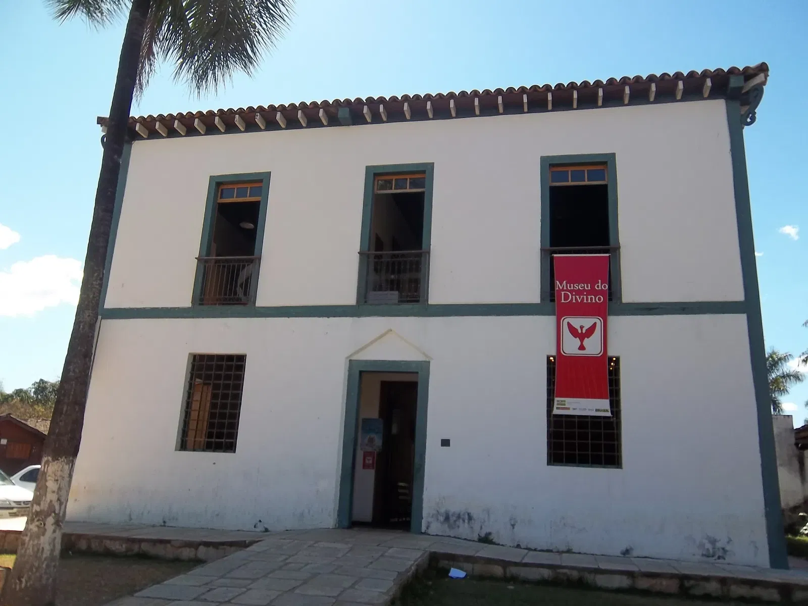 Divine museum - Old Town Hall and Chain