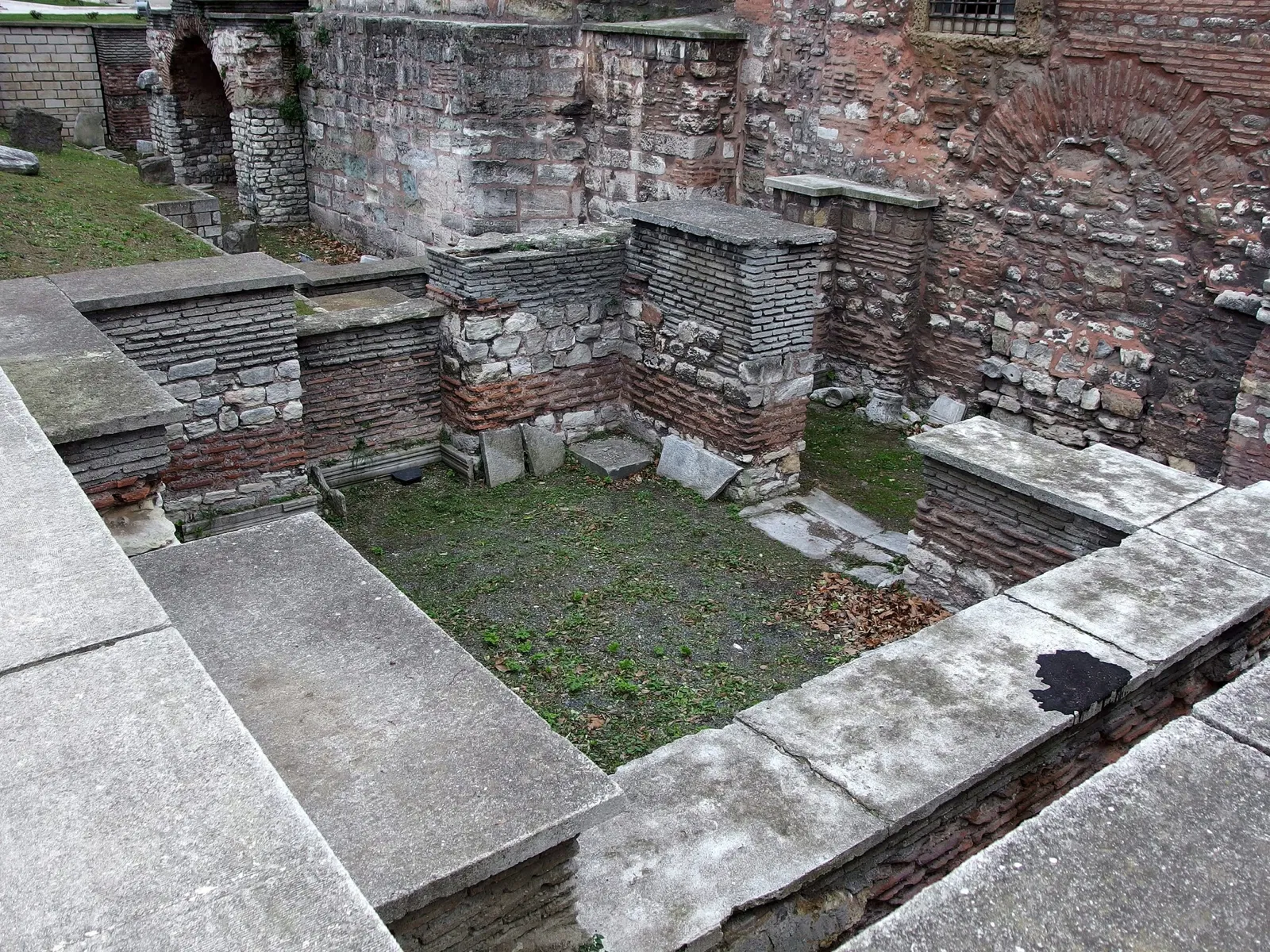 Église Sainte-Irène (Constantinople)