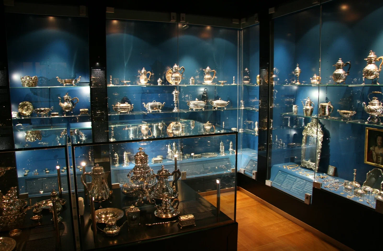 Museo de Artes Decorativas y Diseño