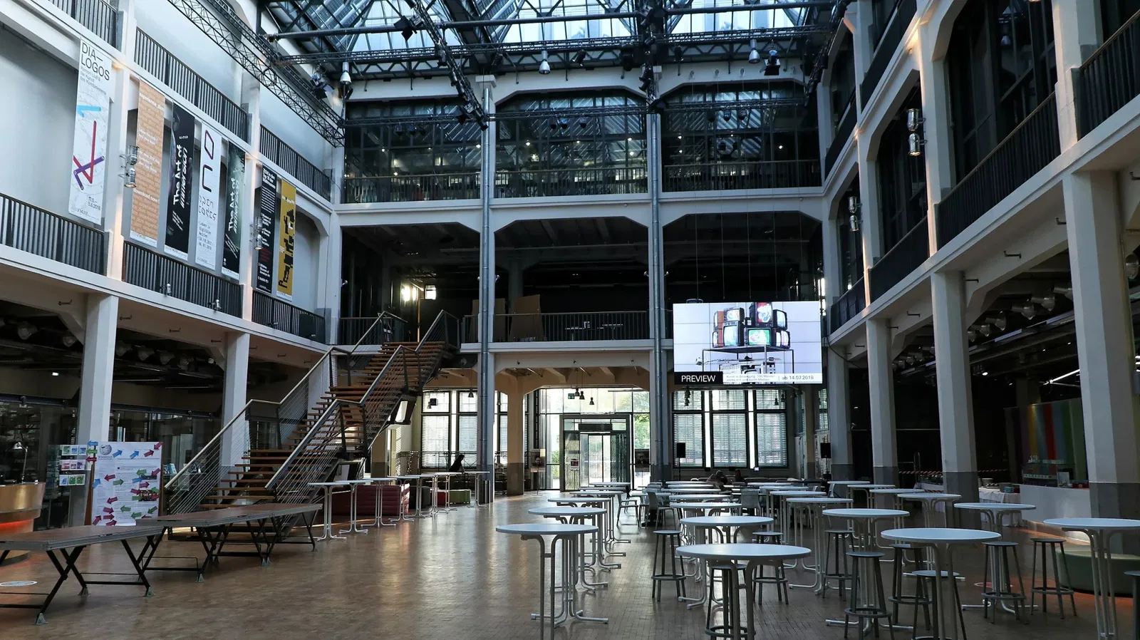 Zentrum für Kunst und Medien