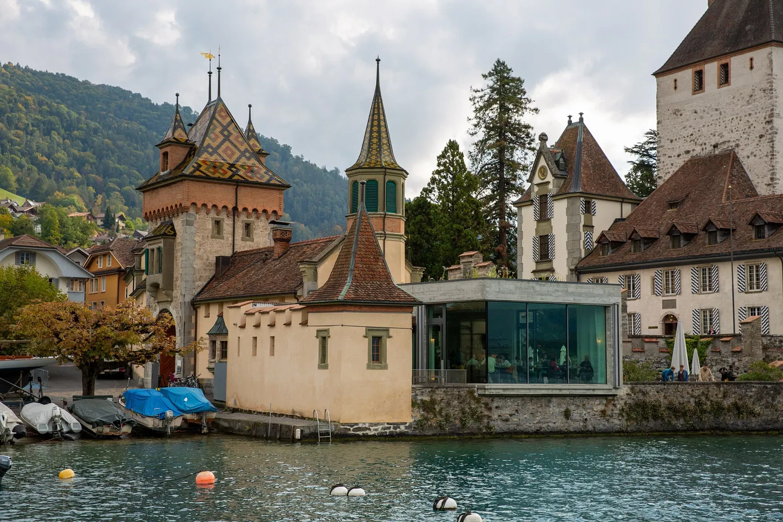 Oberhofen Castle