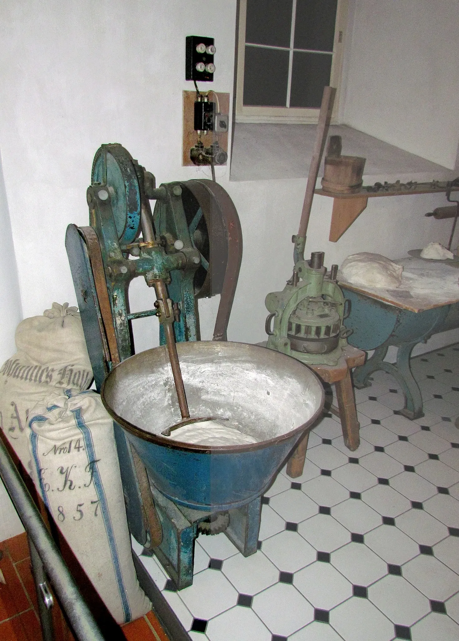 Museum Bread and Art