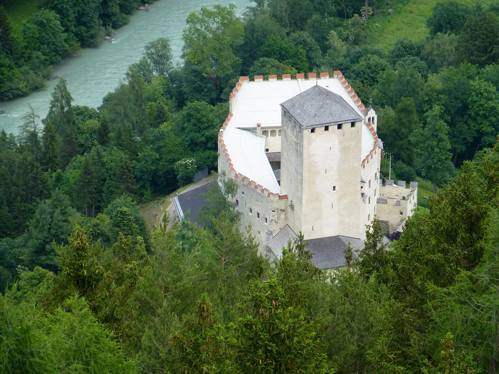 Castello di Bruck