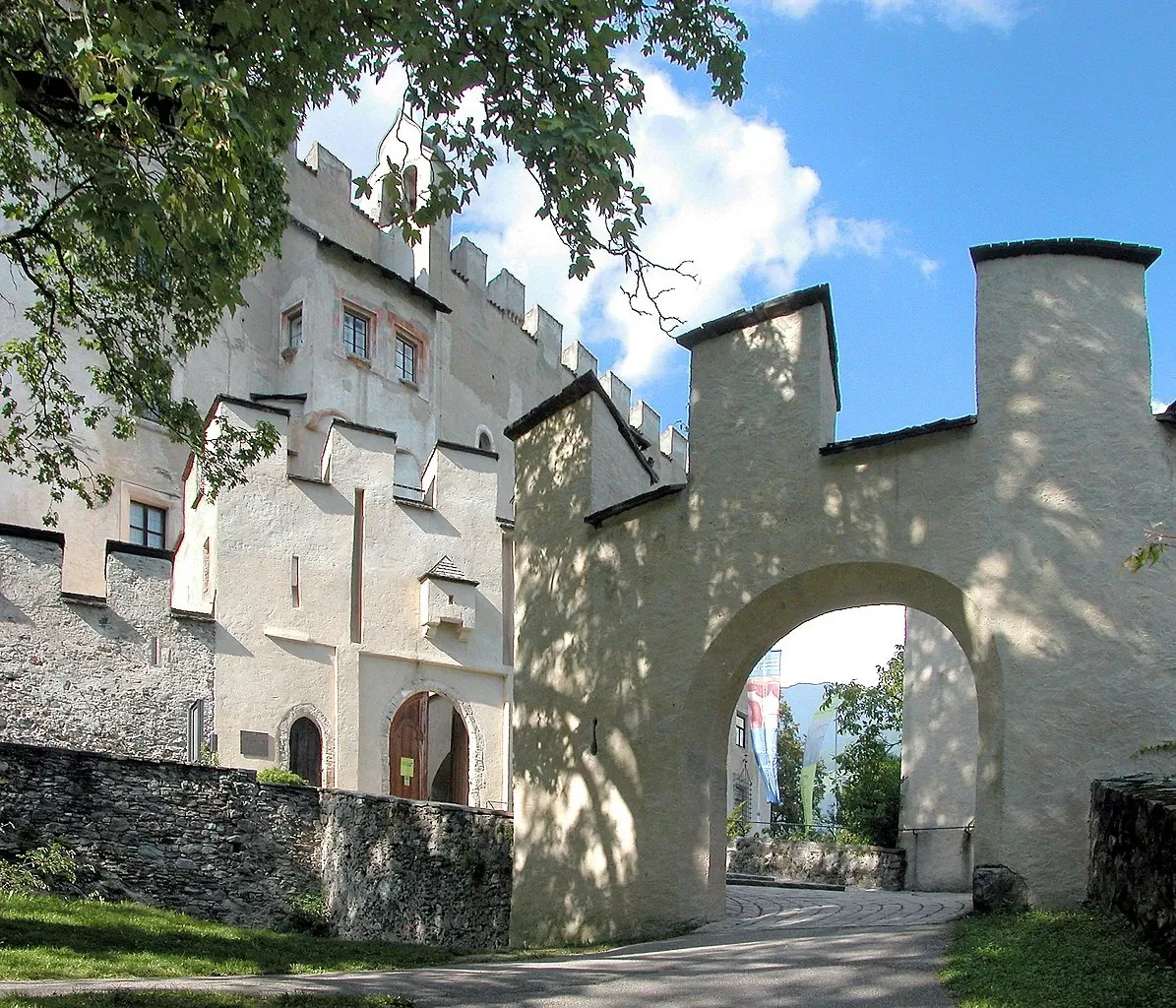 Castello di Bruck