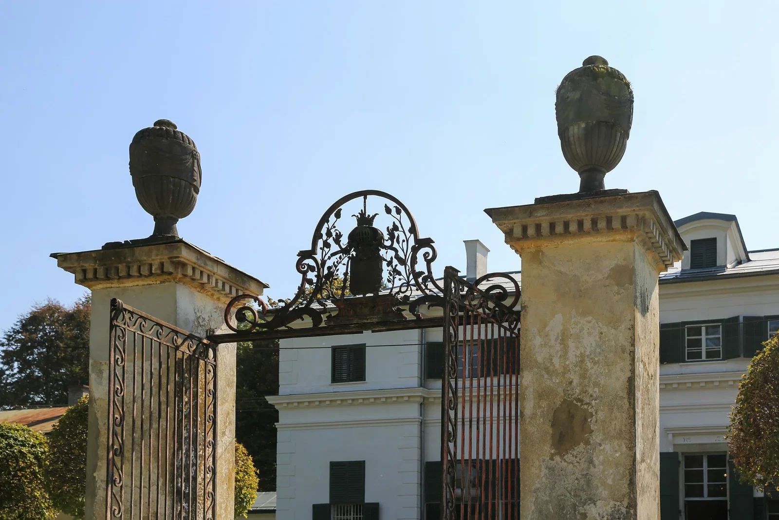 Schloss Rosegg