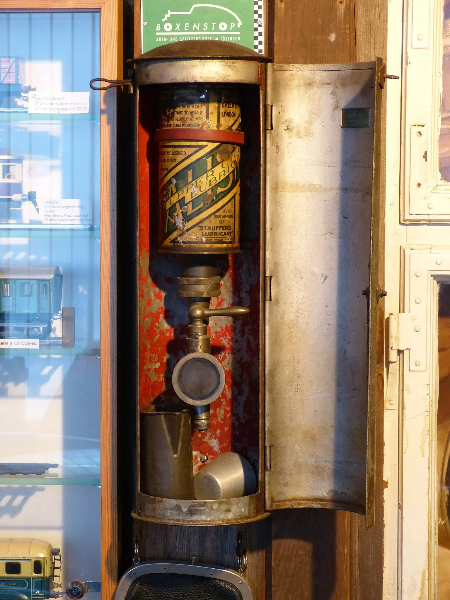 Boxenstop Auto- und Spielzeugmusem