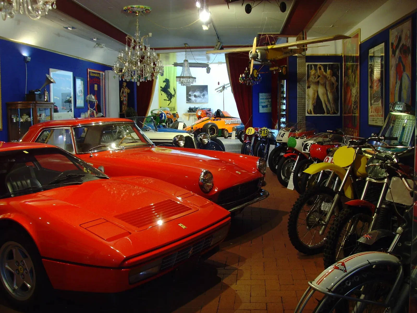 Boxenstop Auto- und Spielzeugmusem