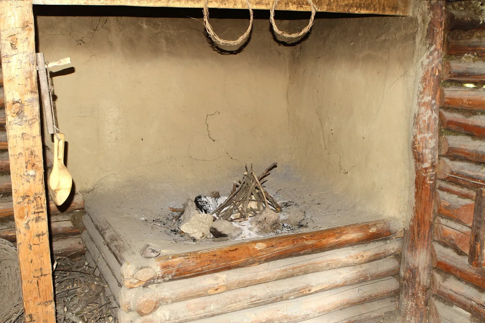 MAMUZ Castle Asparn / Zaya