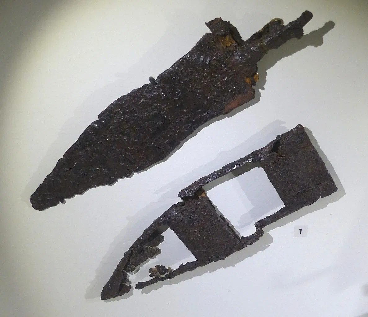 MAMUZ Castle Asparn / Zaya