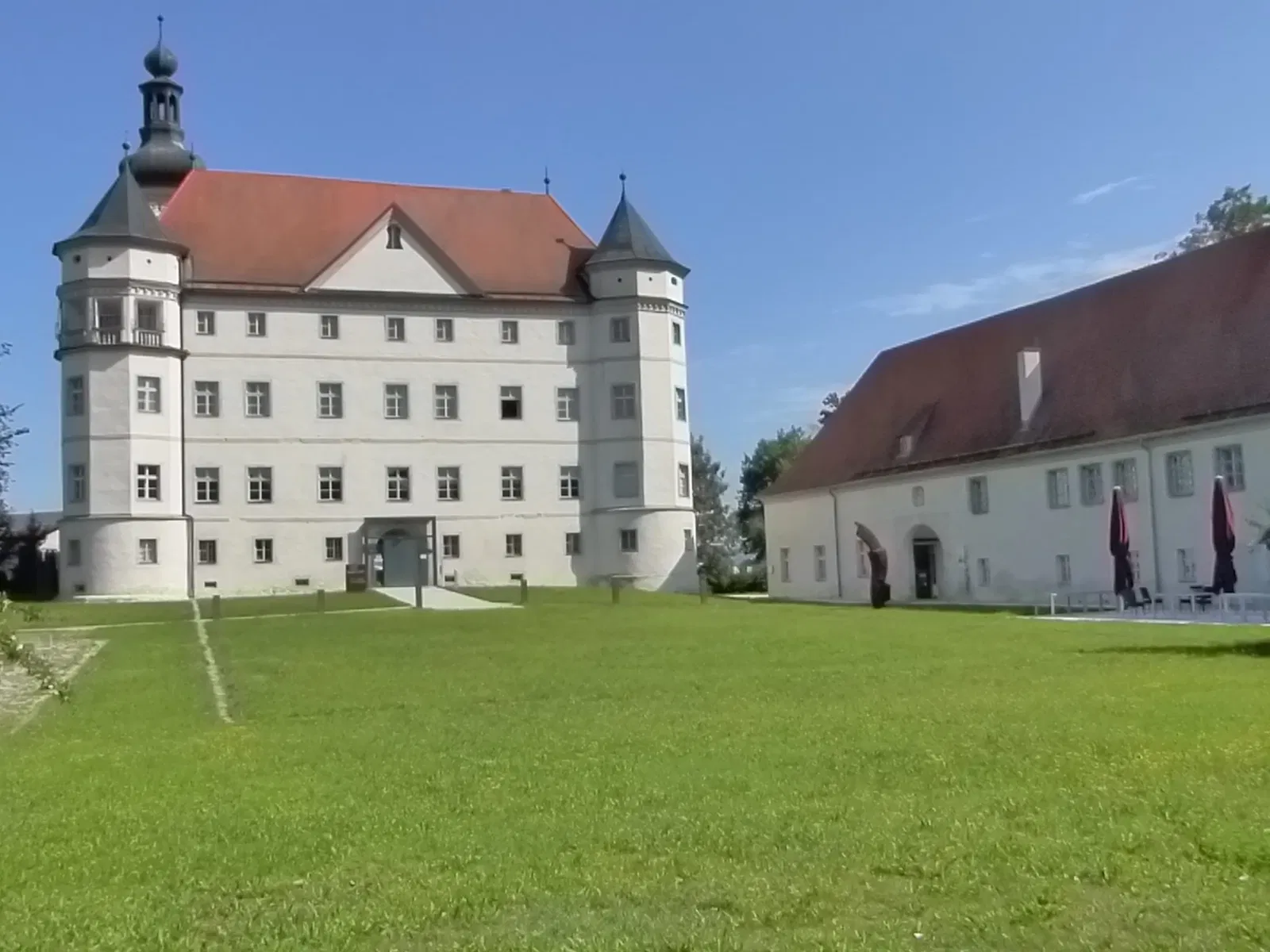 Schloss Hartheim