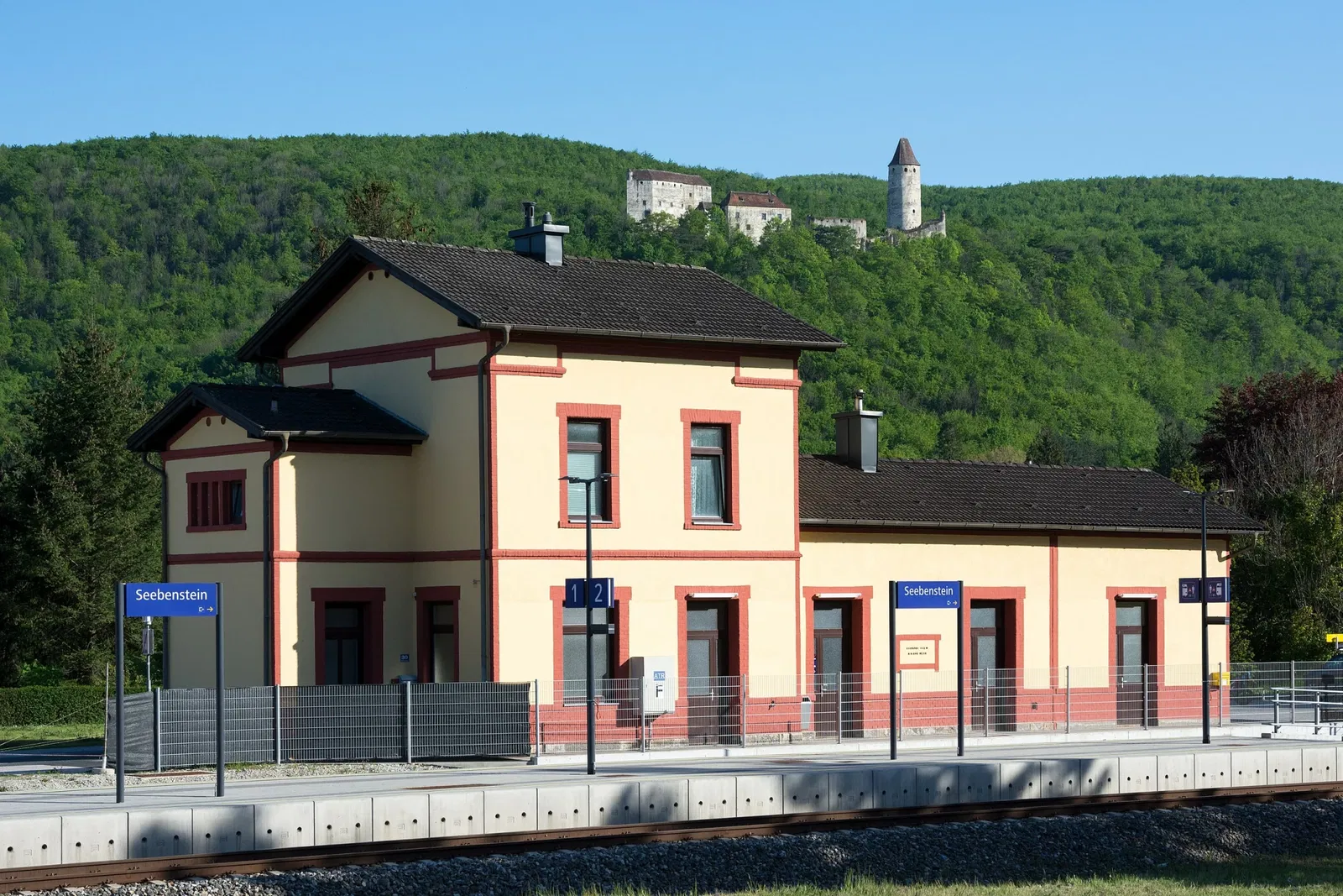 Seebenstein Castle