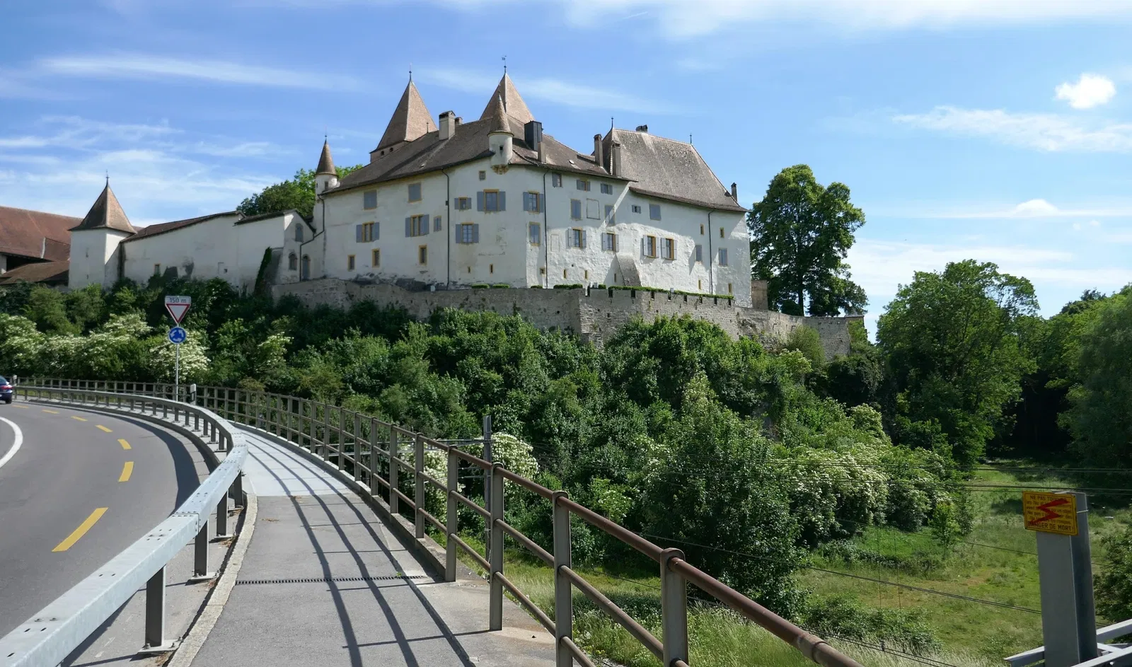 Castello di La Sarraz