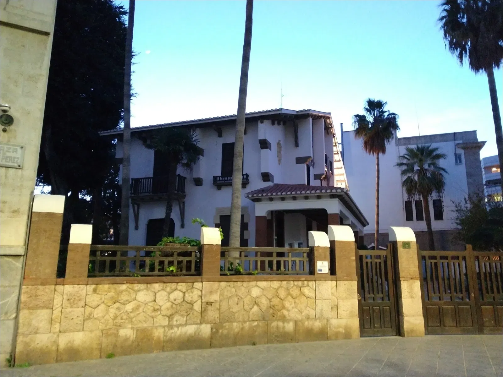 Doña Pakyta Museum of Art