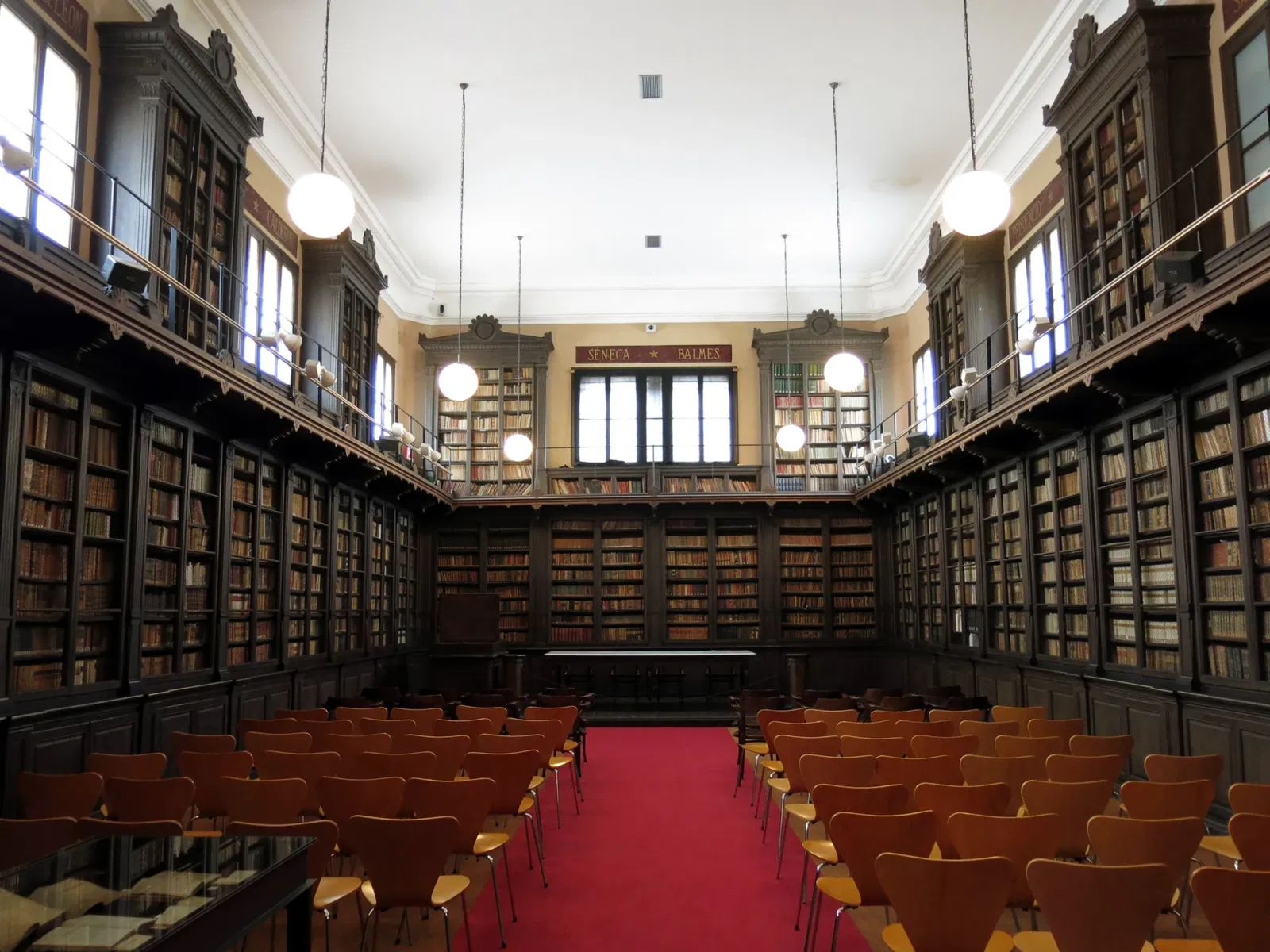 Bibliothèque-musée Víctor-Balaguer