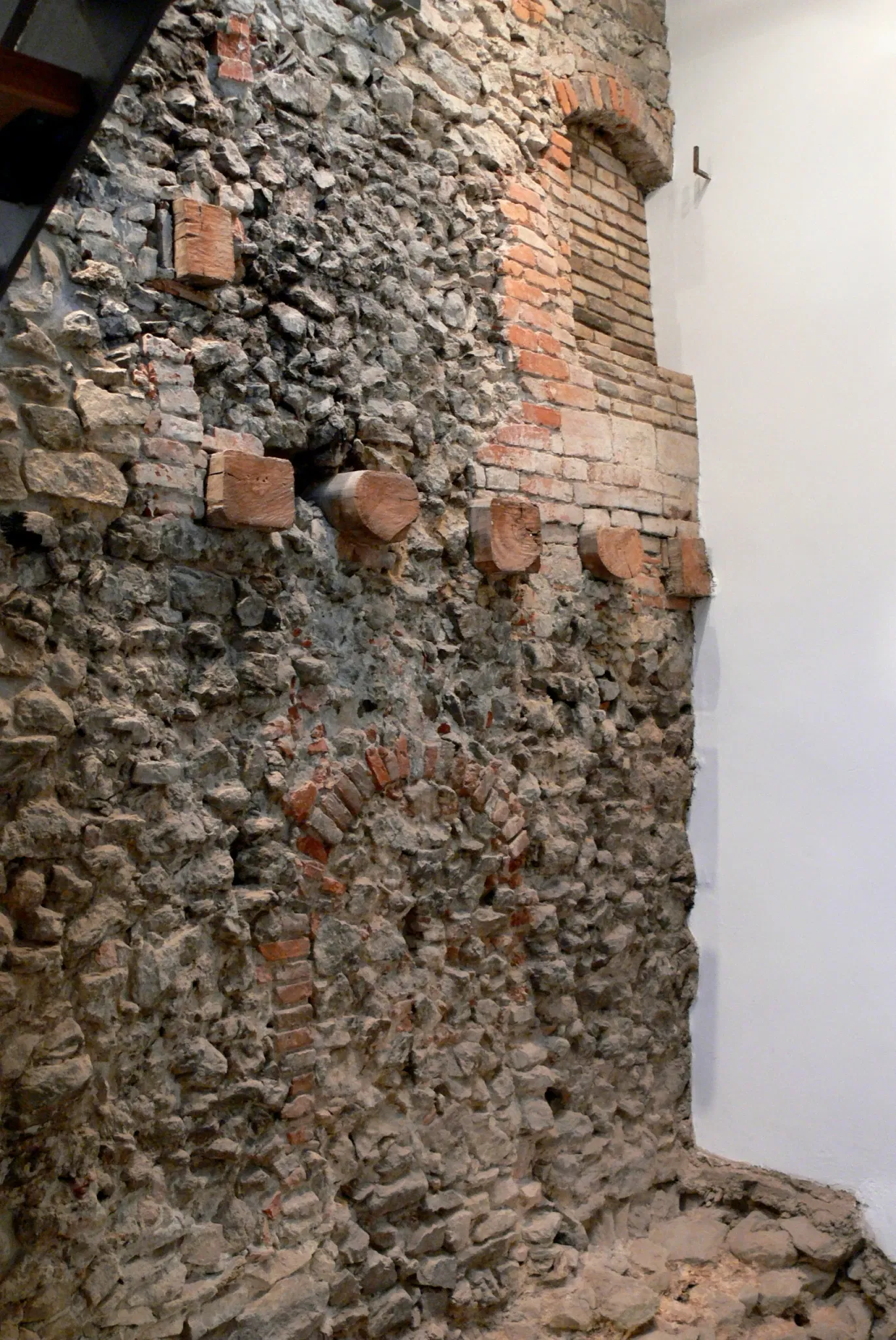 Roman Museum Castle Boiotro