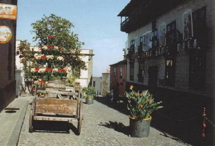 Casa de los Balcones