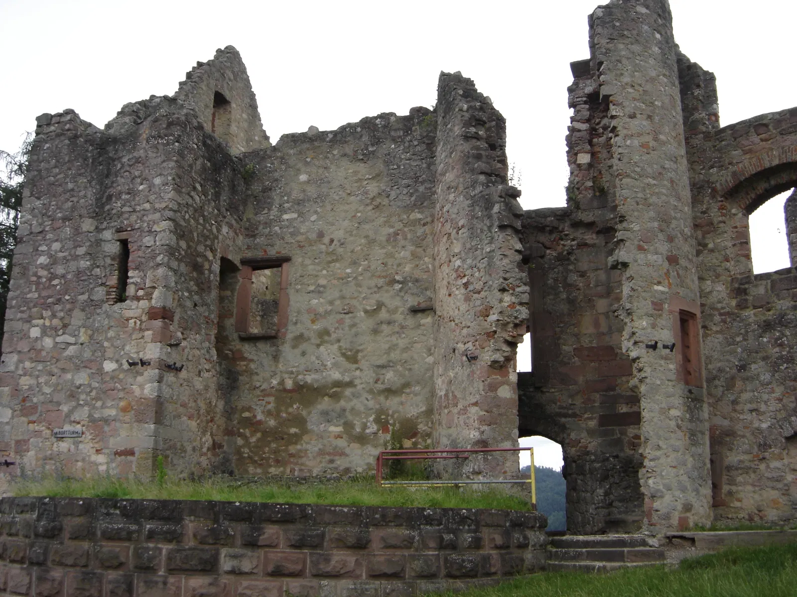 Ruine Hochburg