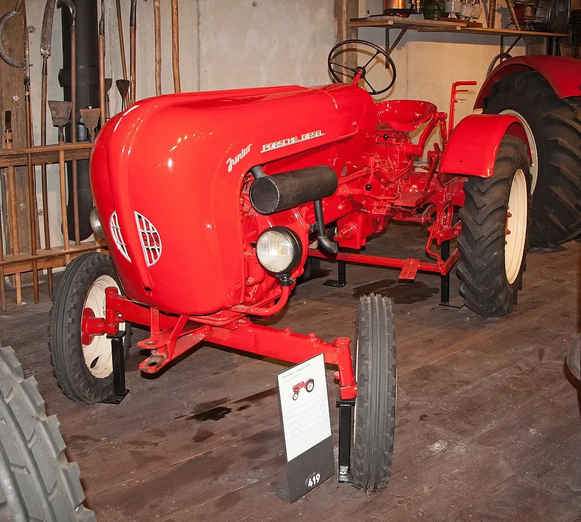 Auto & Traktor Museum