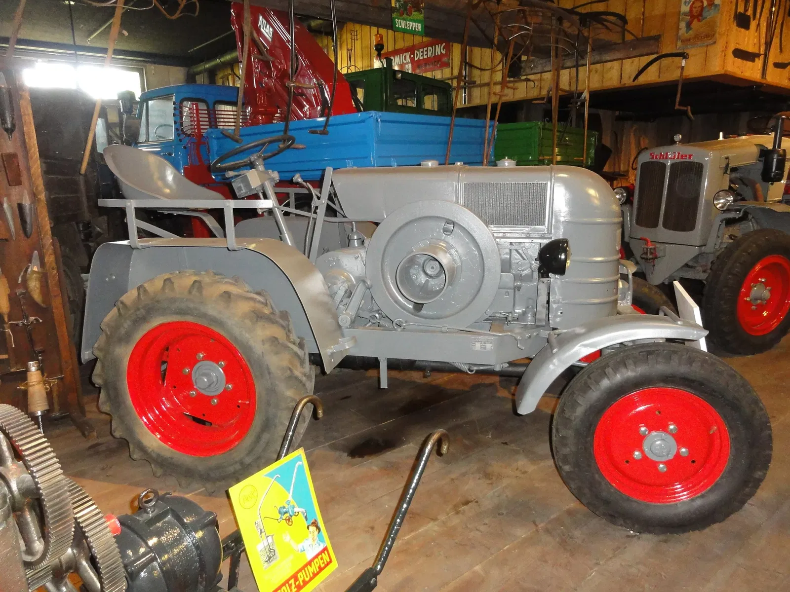 Museo de tractores del lago de Constanza