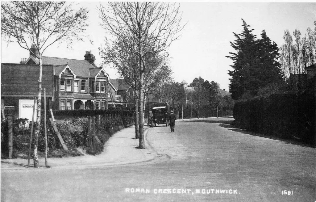 Roman Crescent - the buildings along this ancient road