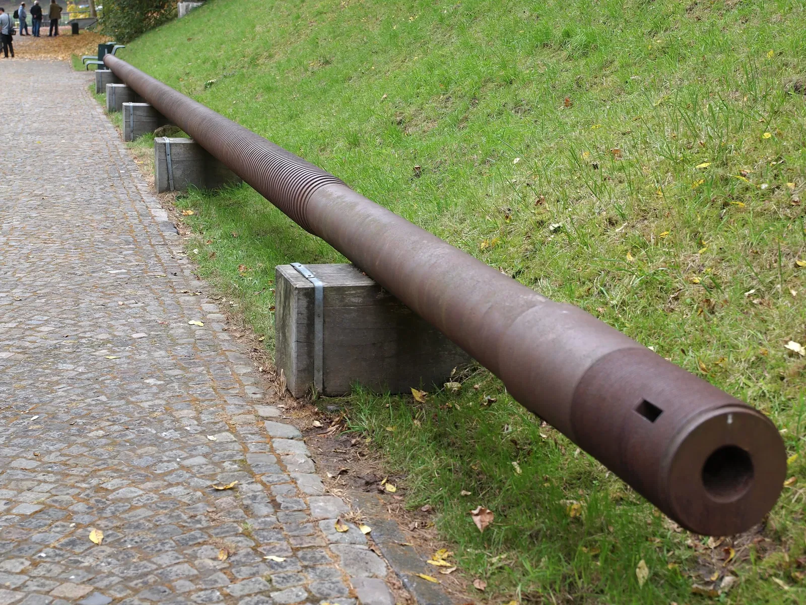 Henrichenburg boat lift