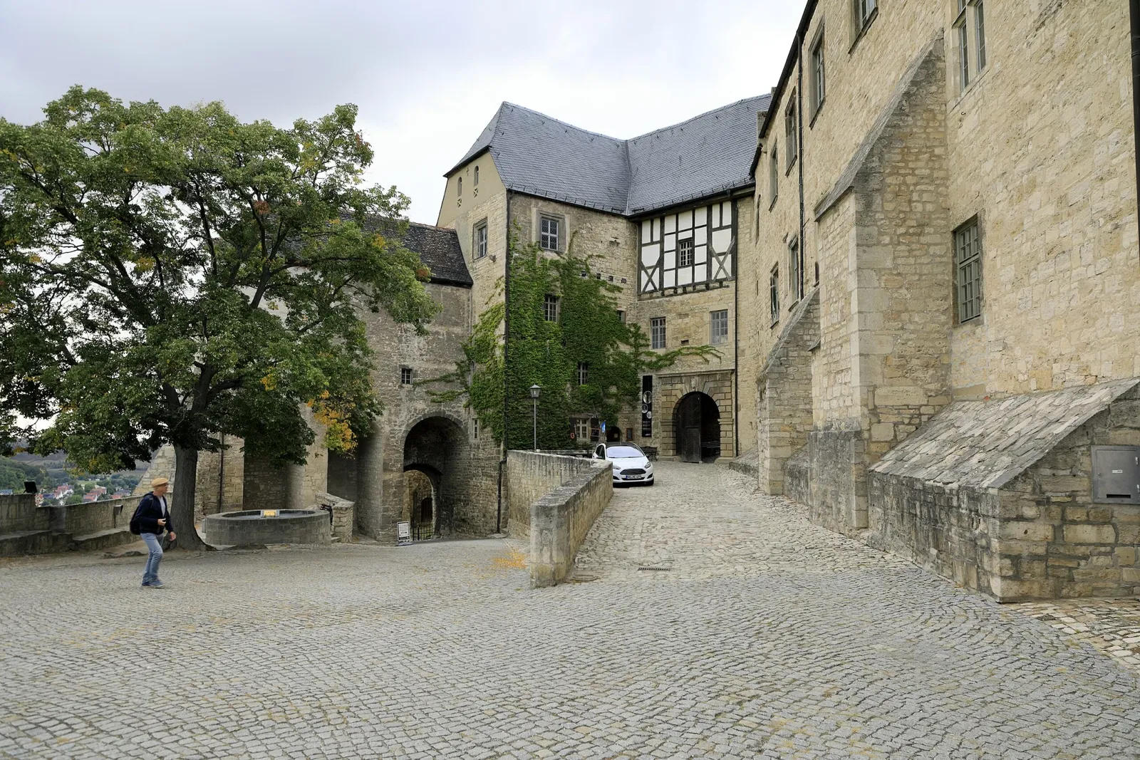 Palacio de Neuenburg