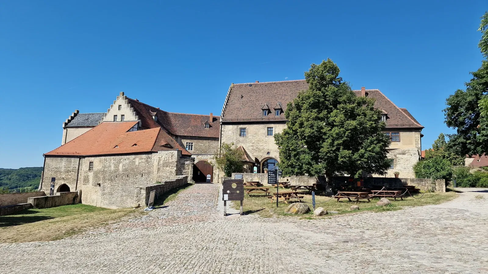 Palacio de Neuenburg