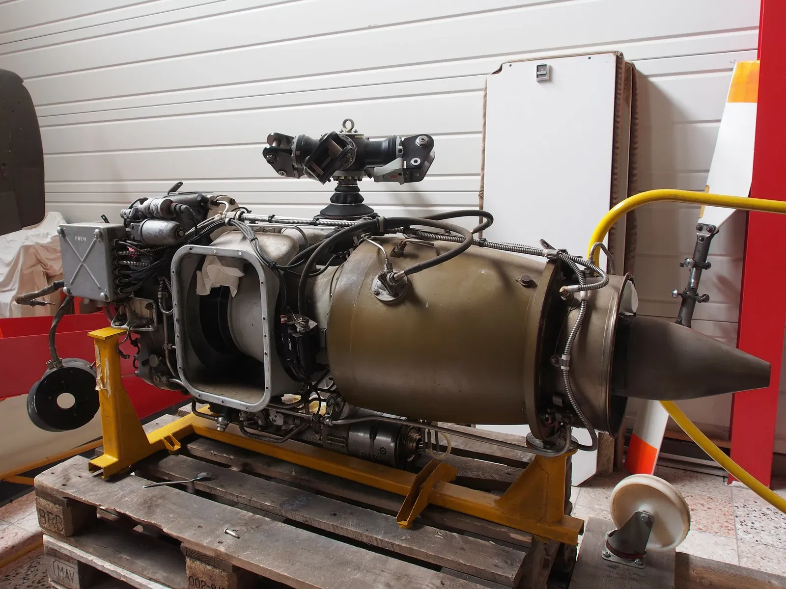 Flugausstellung L. + P. Junior